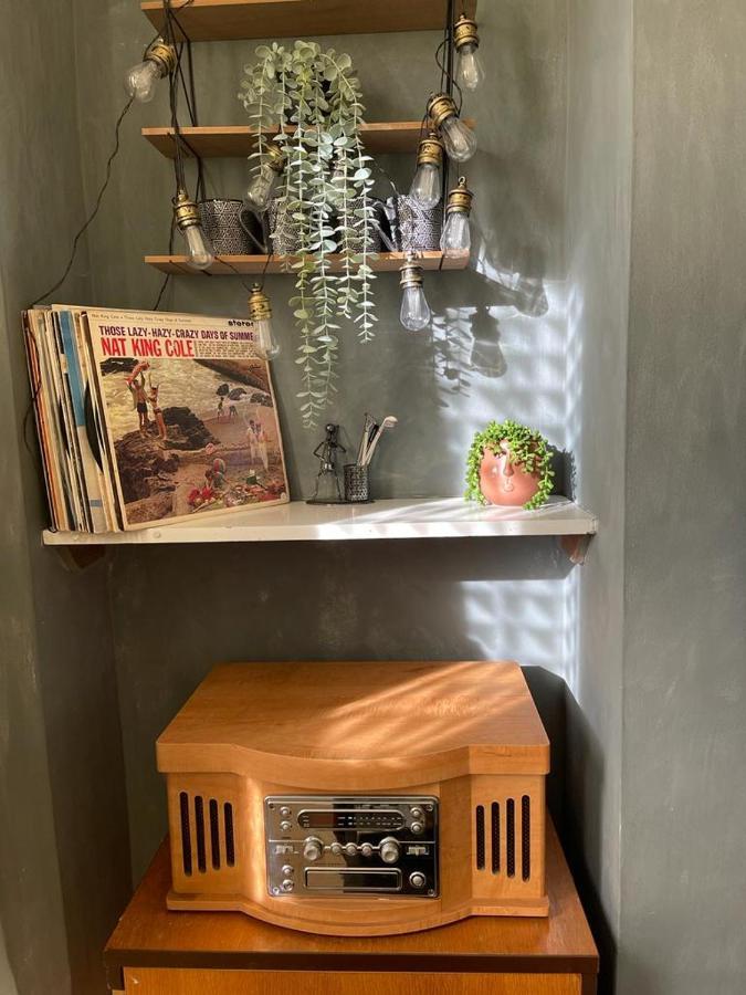 Room In Family Home Near Penny Lane Liverpool Ngoại thất bức ảnh